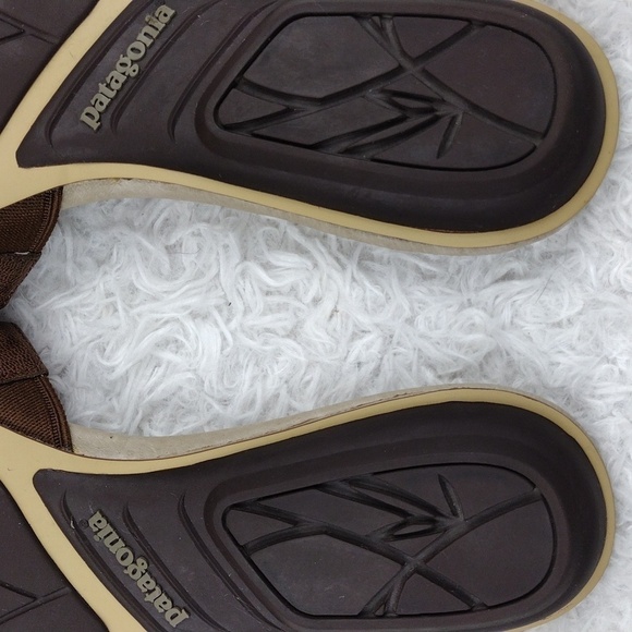 Patagonia Brown Leather Suede Ruching Upper Round Open Toe Slide Flat Sandal - Picture 9 of 16